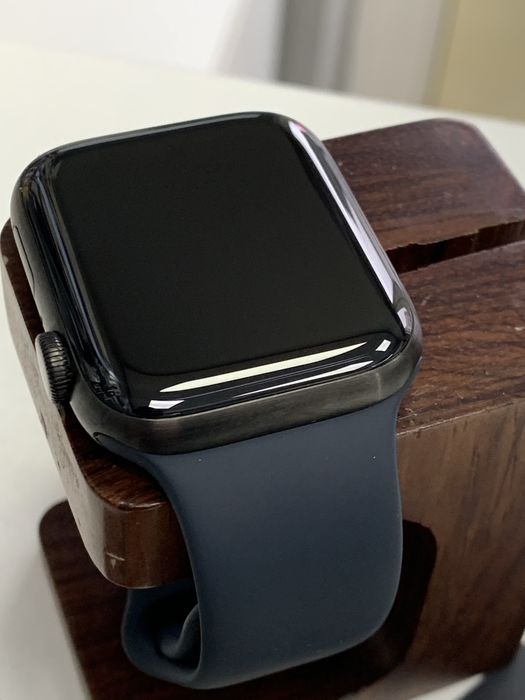 Оригінальні  apple watch series 6 44 mm titanium
