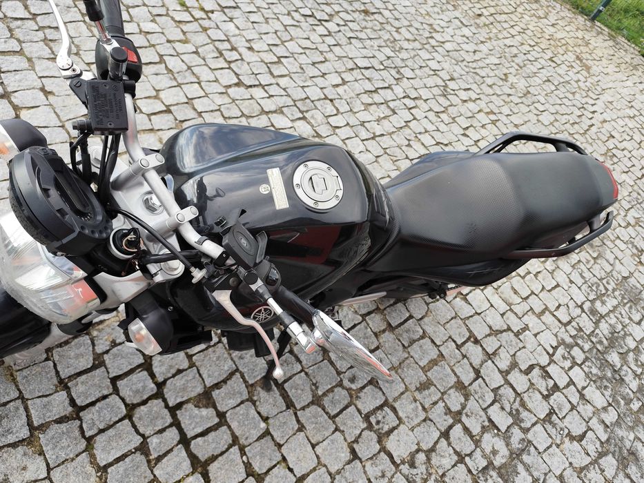 Mota Yamaha FZ 600