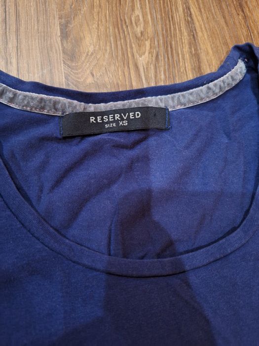 T-shirt damski Reserved