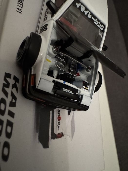 Toyota AE86 1:64