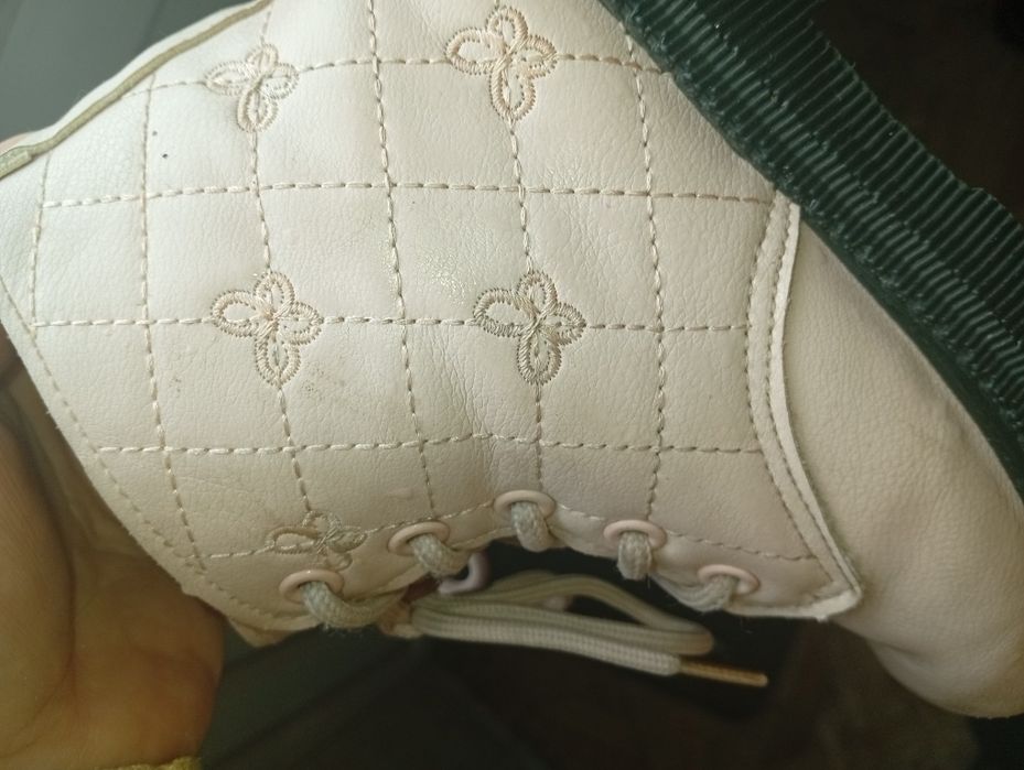 Зимові чобітки для дівчинки