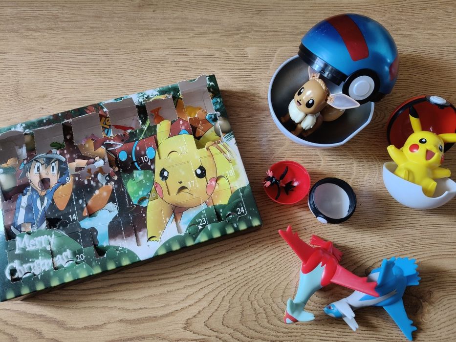 Zestaw Pokemon figurki