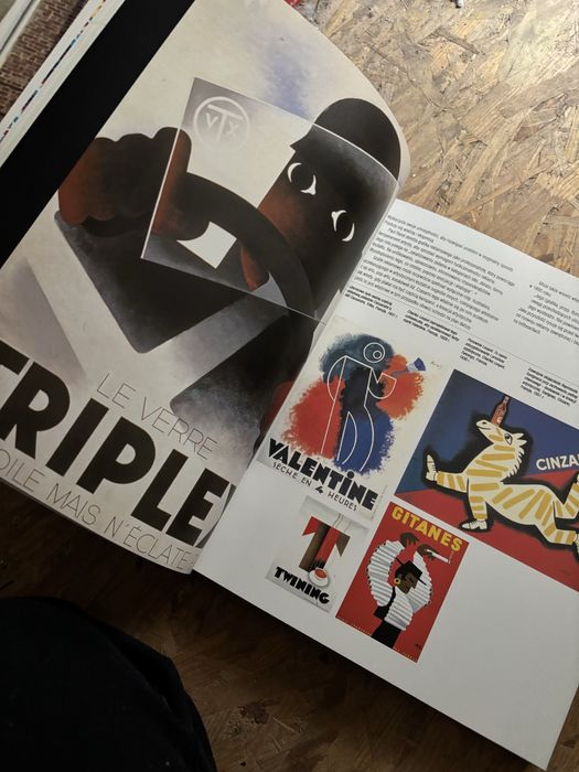 Billboard! Reklama otwartej przestrzeni D. Bernstein