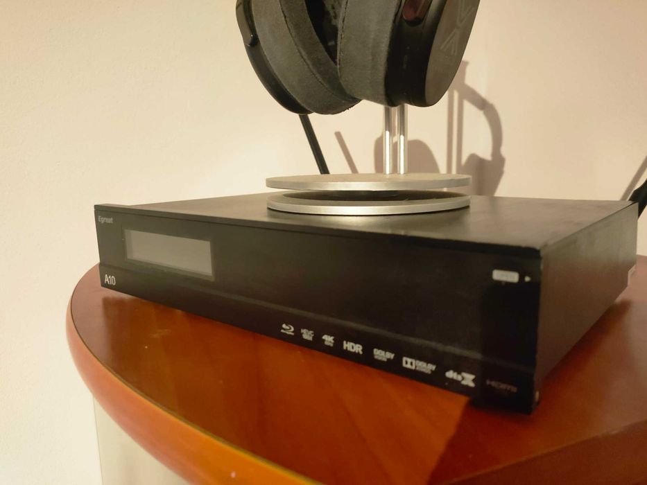 Vendo material audio e video , q acoustic , jvc , egreat..