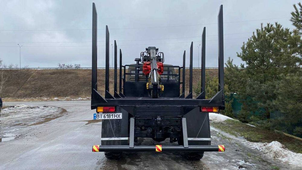 КАМАЗ 4310, лісовоз із маніпулятором