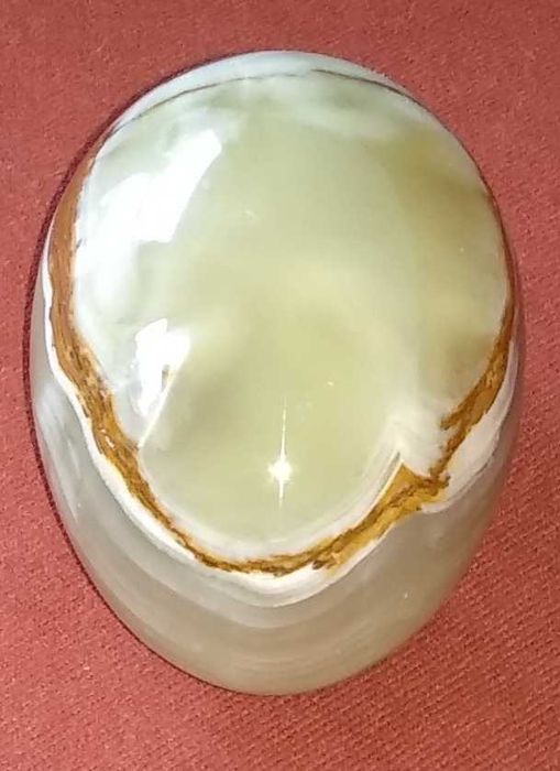 Agat kamień w kształcie jaja jajko z kamienia kamienne jajo