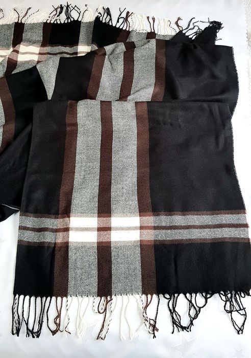 Duża chusta szal ponczo narzutka kardigan