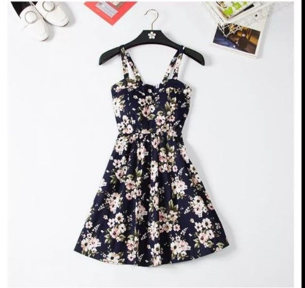 Продам платье с паралоновыми чашками