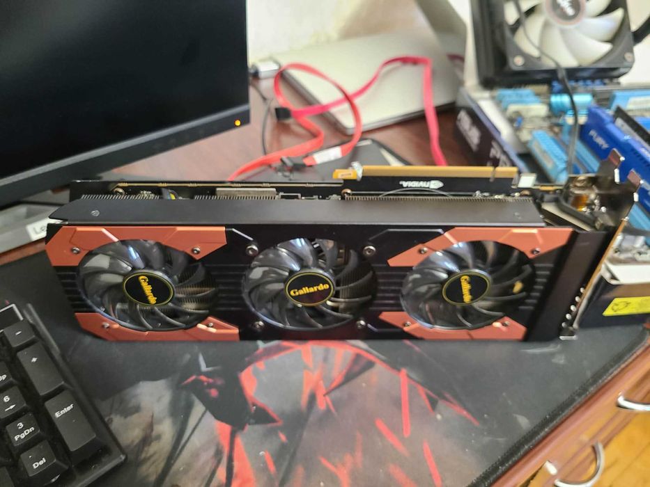 ПРОДАМ Видеокарту Gtx1070  8gb Редкая