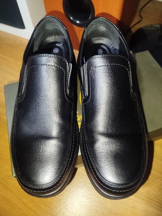 Sapatos Guimarães novos