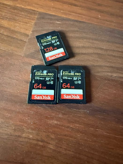 Cartões SD Sandisk 128gb e 64gb