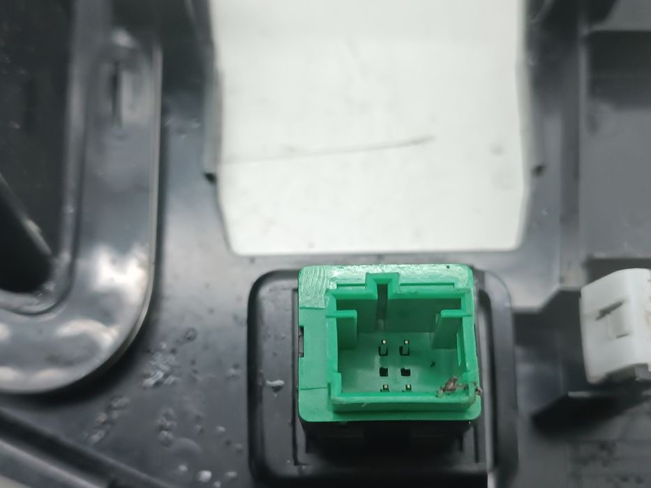 Consola de travão de mão - PEUGEOT 5008 II | 16 -