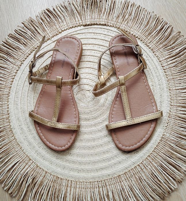 Sandałki dziecięce r.31