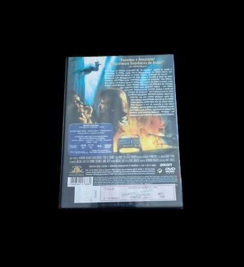 CÓDIGO DE SILÊNCIO (Chuck Norris) Ação e artes marciais em máximos