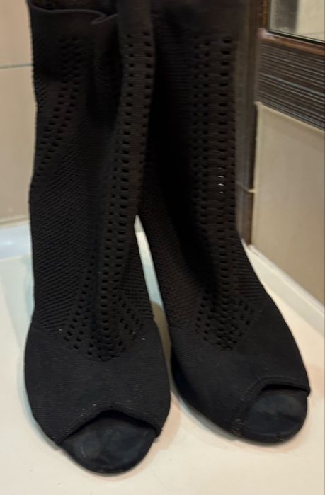 Botki 37 plus 2 ciuchy gratis