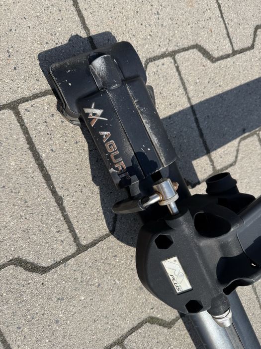 Belki dachowe aero Aguri z  bagażnikami na rowery carbonowe