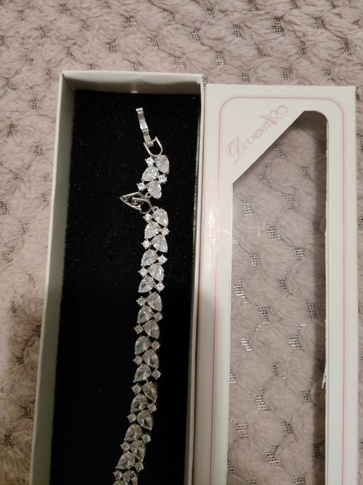 Zestaw kolczyki plus bransoletka ślubna