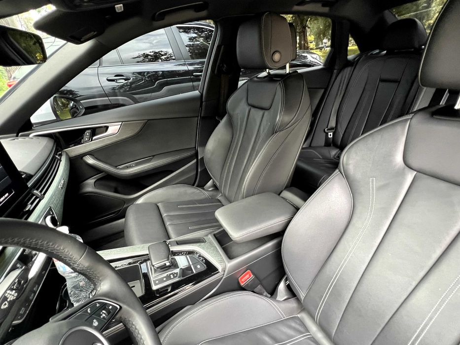 Audi A4 Quattro Premium Plus 2022 s-line