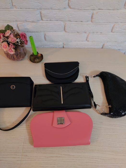 Вечірні сумочки та клатчі