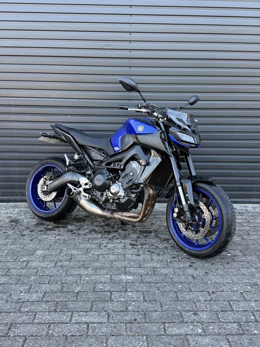 Yamaha MT09 Akrapovic 2019 - Estimada