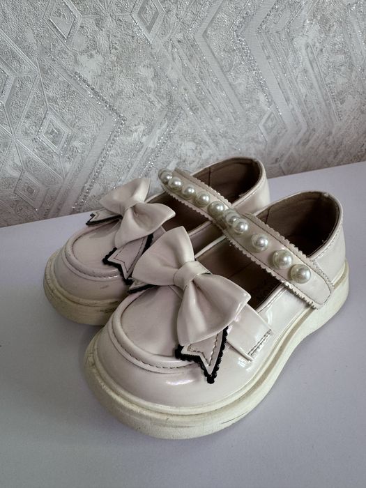 Туфлі 27, для дівчинки