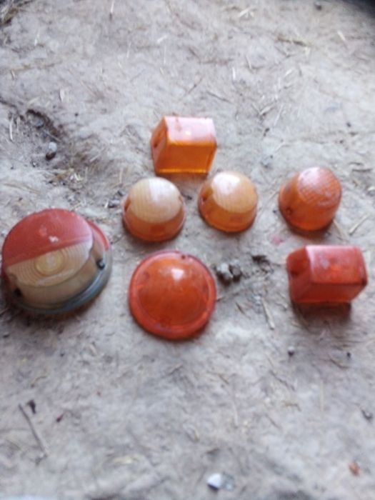 Продам стекла поворотов маз, мото стекла