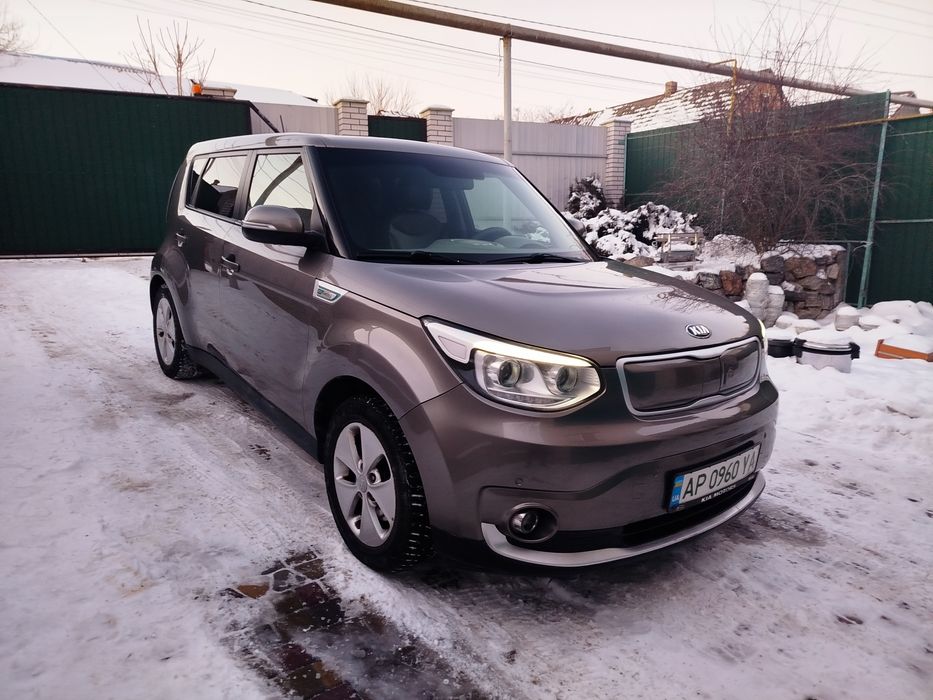 KIA SOULe automatic 2015