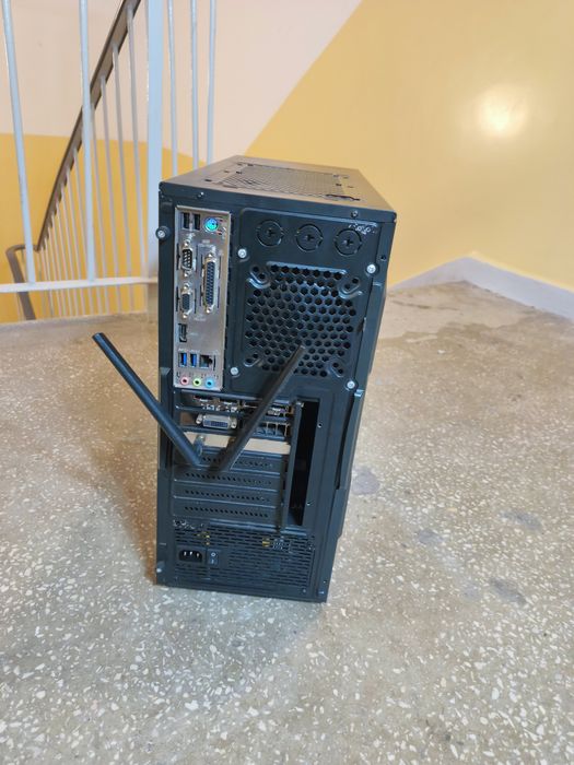 Komputer  32gb ram  i7-7700 GTX 1080