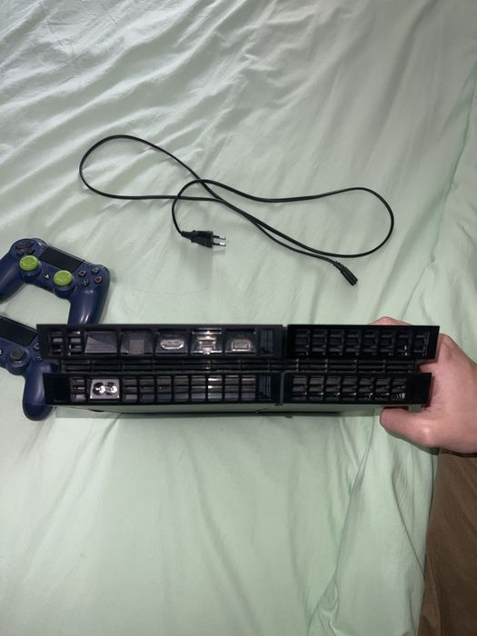 Playstation 4 preta