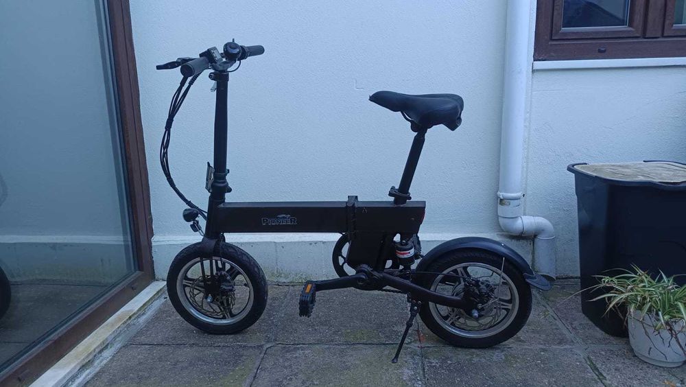 Bicicleta elétrica Pioneer boa para crise energética