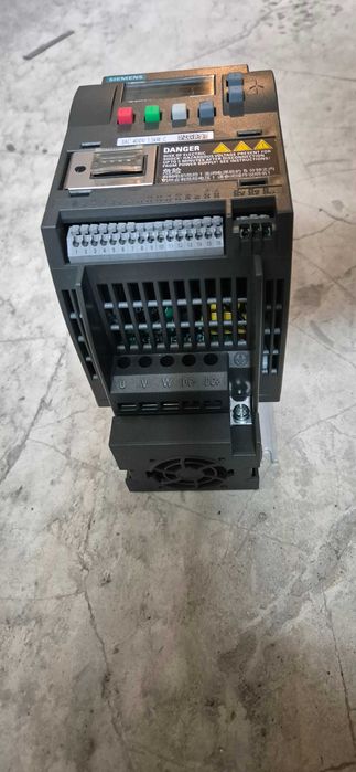falownik przemiennik Siemens V20 1.5kW 400V