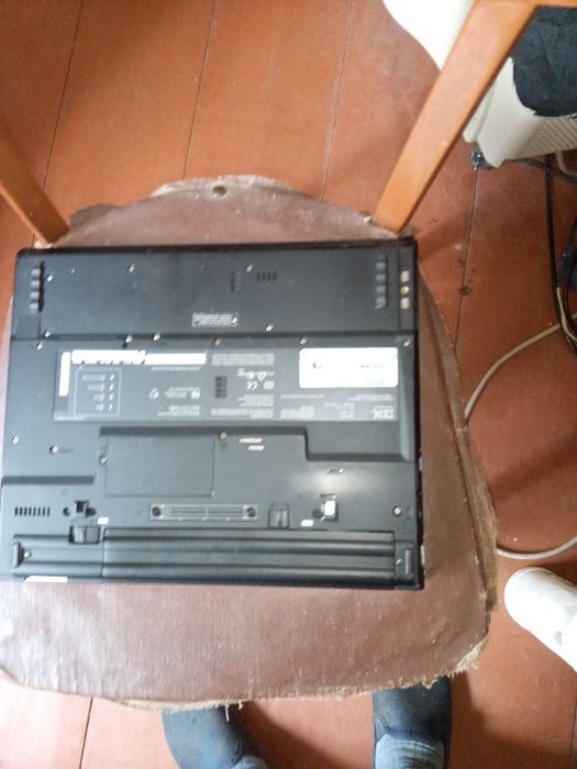 Ноутбук lenovo ThinPad IBM T41 на запчасти или восстановление нов акку