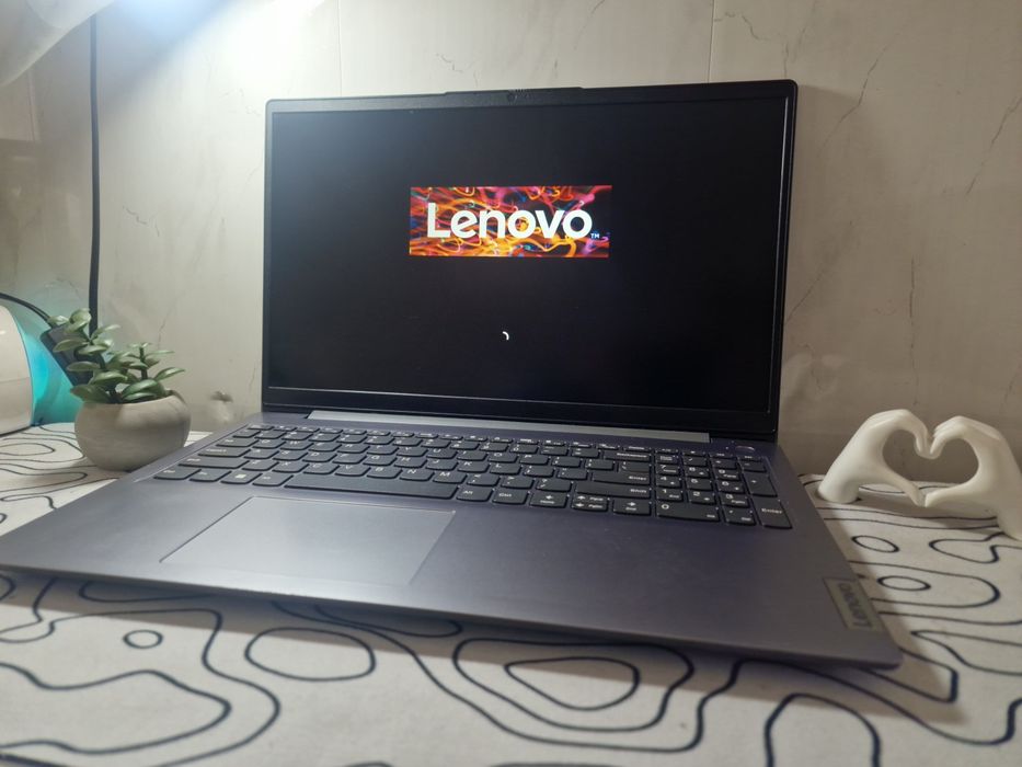 Laptop idealpad lenovo