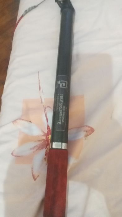 Продам снасті для риболовлі недорого.