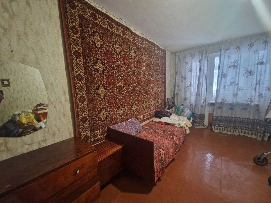 3 кімнатна квартира на вул. Льотна