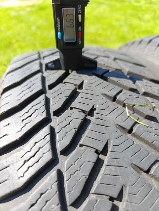 Para 235/60R18 107H, DUNLOP, CENA za PARĘ, 2x 6.6 mm