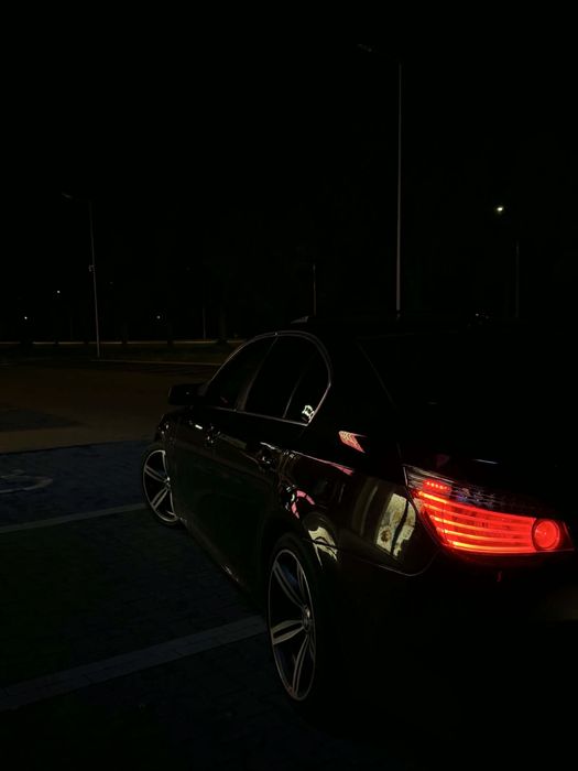 BMW E60 523i 190KM • R6 • Sportowy wygląd • Alufelgi • Przyciąga uwagę