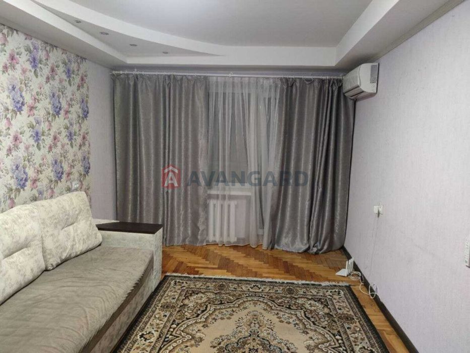 Продам 1 кімнатну квартиру!