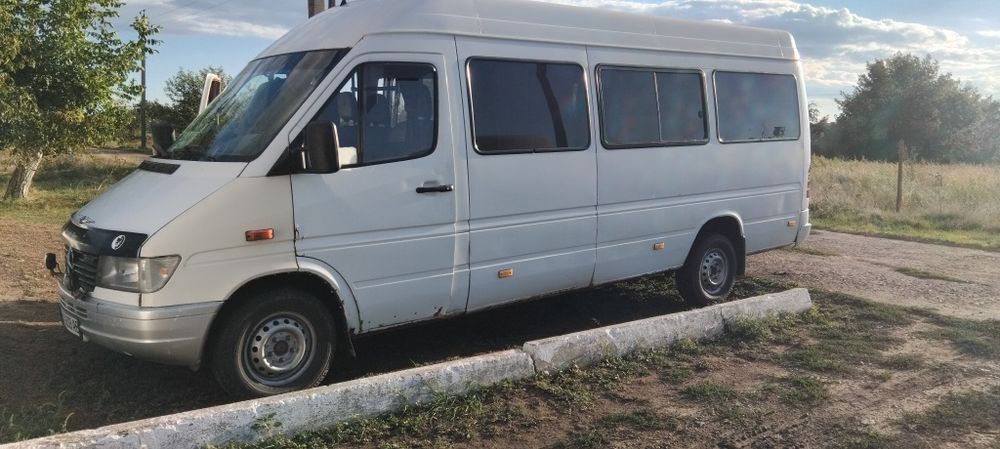 Продам мерседес спринтер 2.9 пасажир