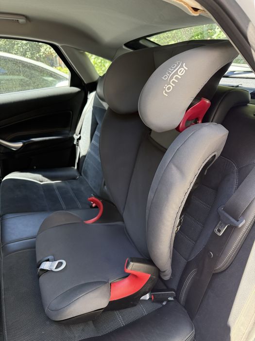 Автокрісло дитяче Britax-Romer Kidfix SL
