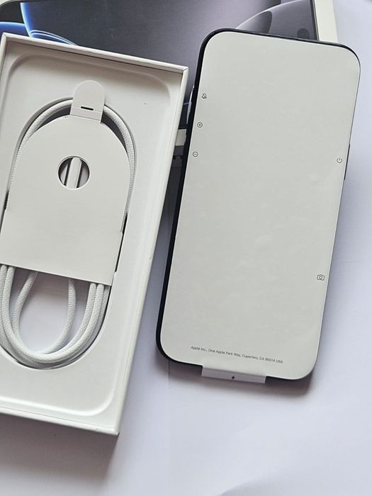 Iphone 16 Pro Max 256Gb