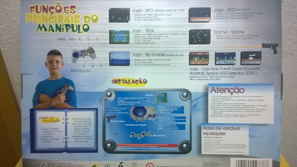 Consola de jogos para TV com 8 jogos e acessórios