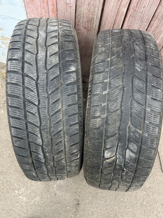 Продам резину 235.60.18