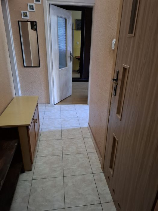 Pokój w mieszkaniu dwupokojowym  al. Racławickie