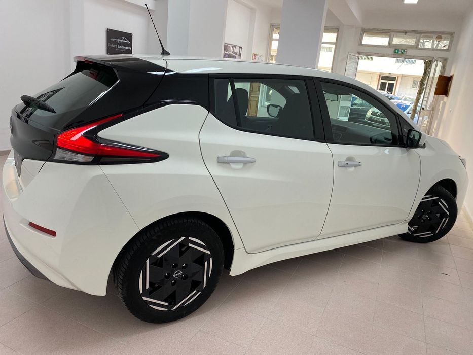 Nissan Leaf 40 kWh Acenta