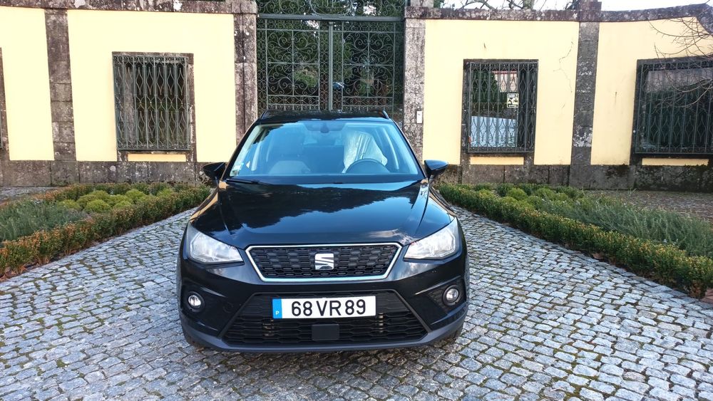 SEAT Arona 1.0 TSI 115cv –  Preto | Excelente Estado