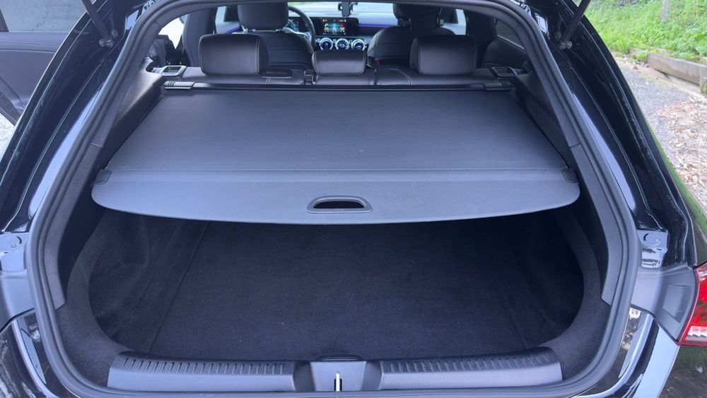 Mercedes Benz CLA 180