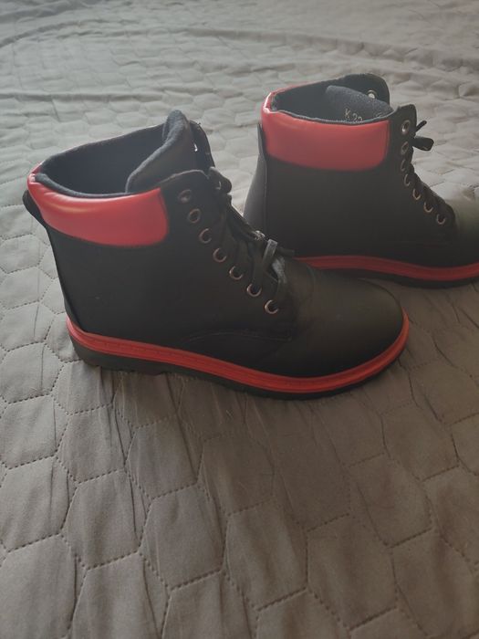 Ботинки  женские 38 размер.