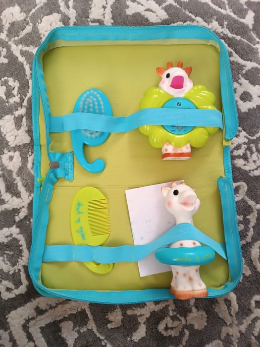 Akcesoria do kąpieli Sophie La giraffe (bez myjki bambusowej)