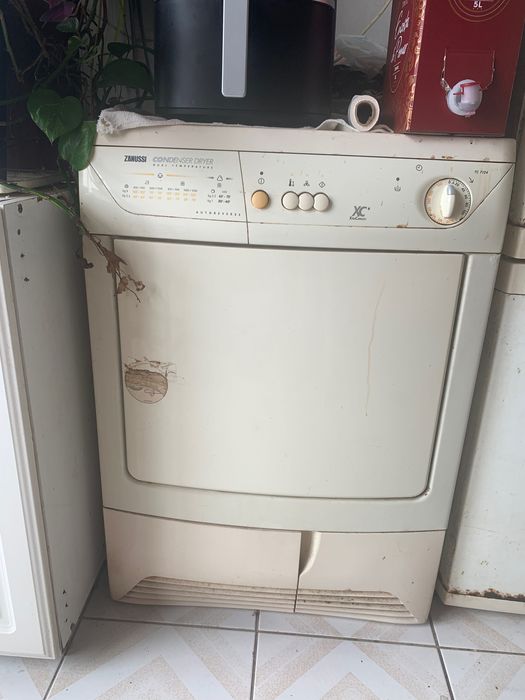 Maquina de secar roupa zanussi
